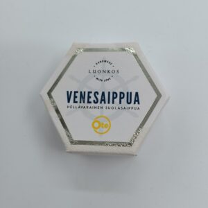 Kuvassa Luonkos brändin otesäätiölle valmistama venesaippua kääreissään.